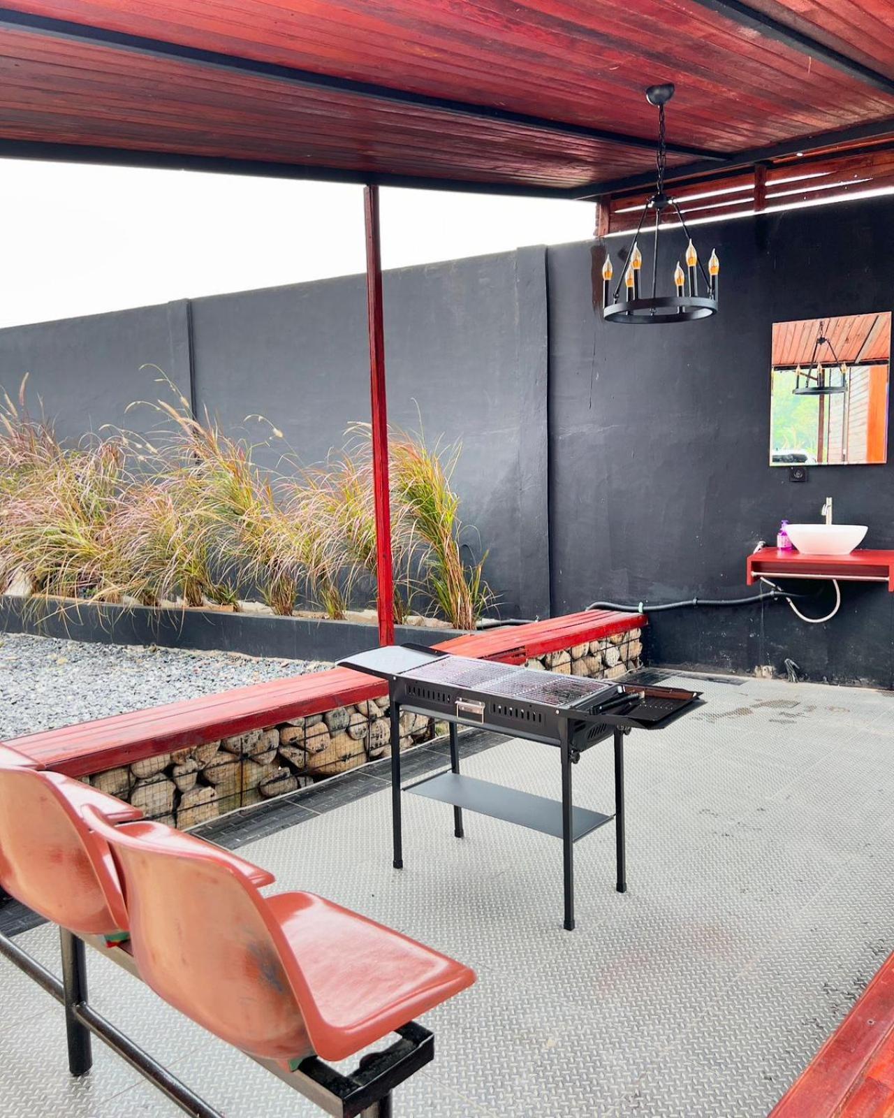 Noerbaya House Bukittinggi Villa Екстериор снимка